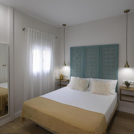סביליה Beautiful Blue Triana Apartment מראה חיצוני תמונה