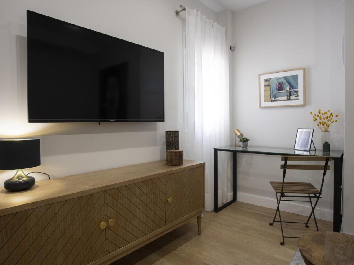 סביליה Beautiful Blue Triana Apartment מראה חיצוני תמונה