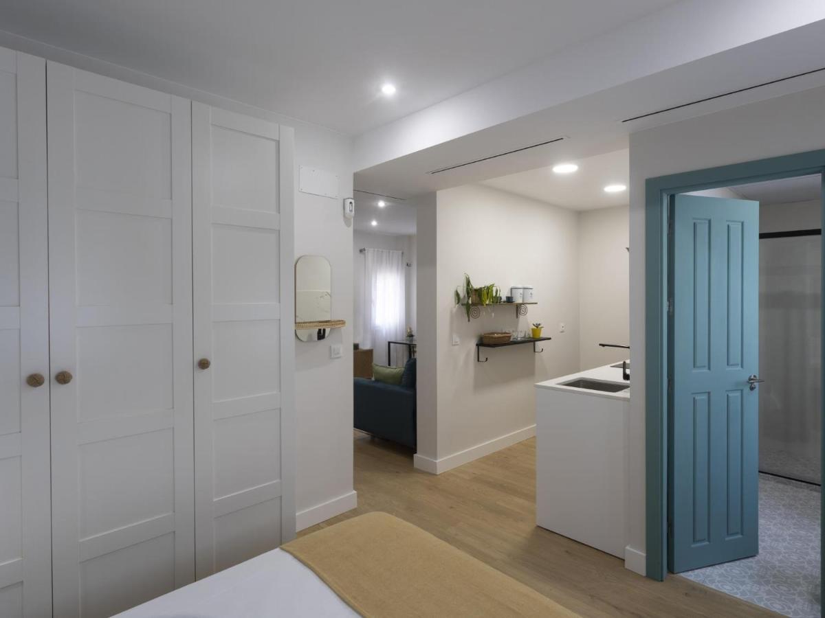 סביליה Beautiful Blue Triana Apartment מראה חיצוני תמונה