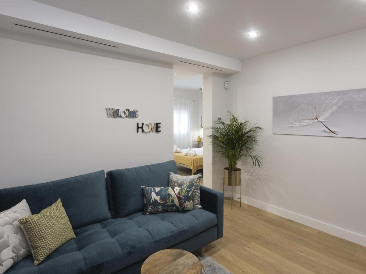 סביליה Beautiful Blue Triana Apartment מראה חיצוני תמונה