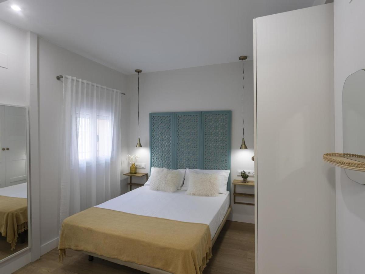 סביליה Beautiful Blue Triana Apartment מראה חיצוני תמונה